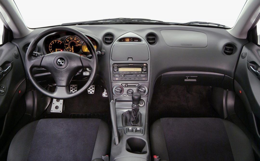 12_2004_Celica_GT-S-1500x932.jpg