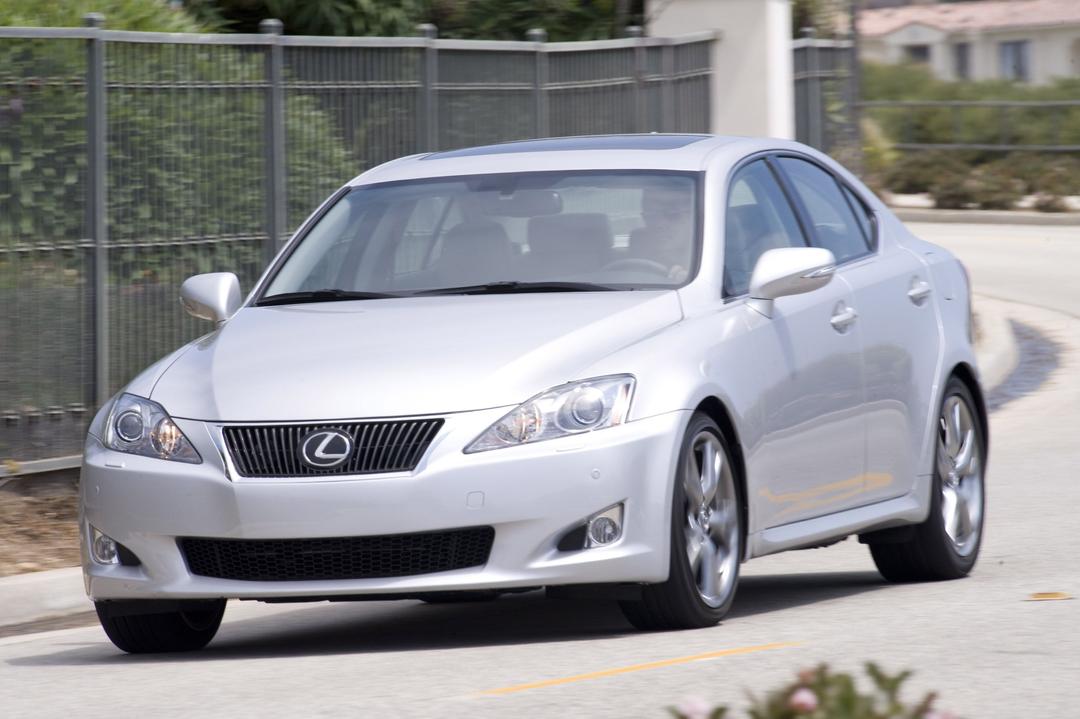 2009-lexus-is-350-06.jpg