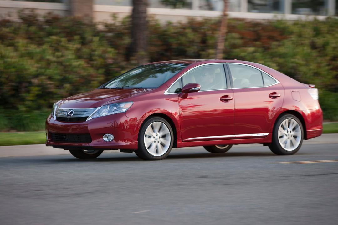2011-lexus-hs-250h_100337549_h.jpg