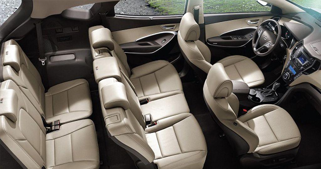 2014-Hyundai-Santa-Fe-Interior.jpg