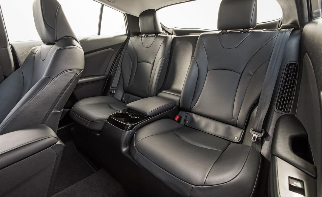2017-Toyota-Prius-Prime-Advanced-interior-seats-rear.jpg