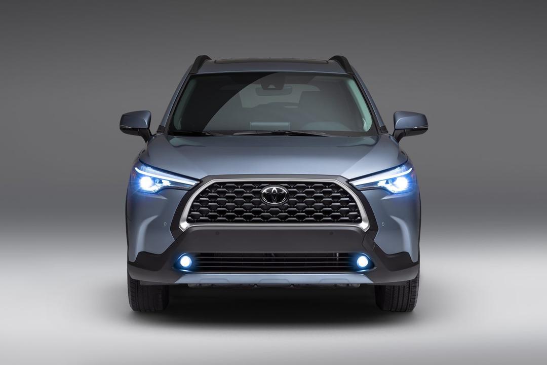 <i>Toyota Corolla Cross</i>