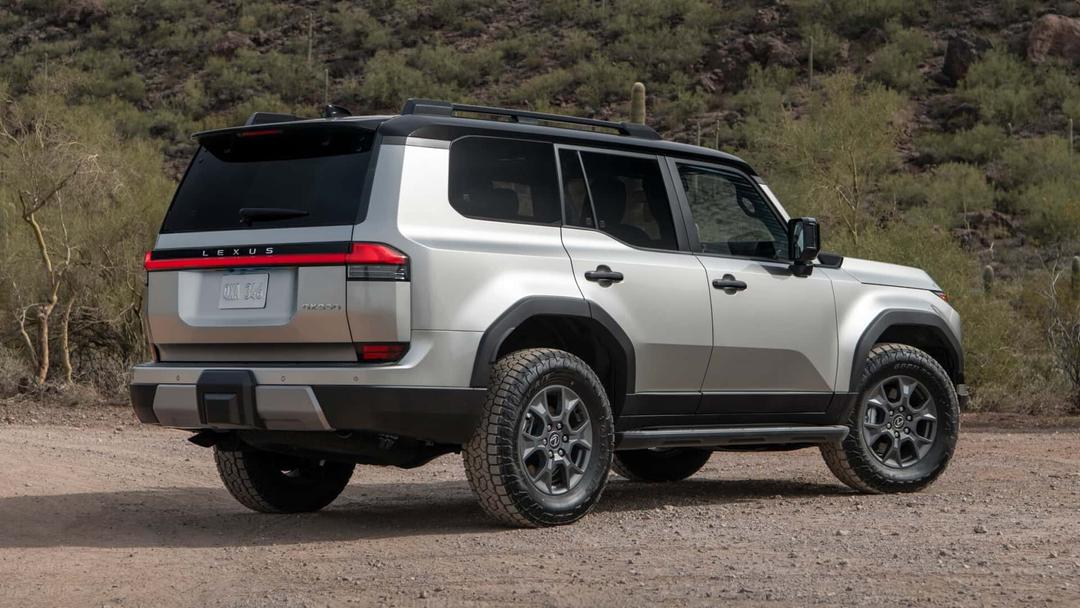 2025-lexus-gx-luxury-rear-3-4.jpg