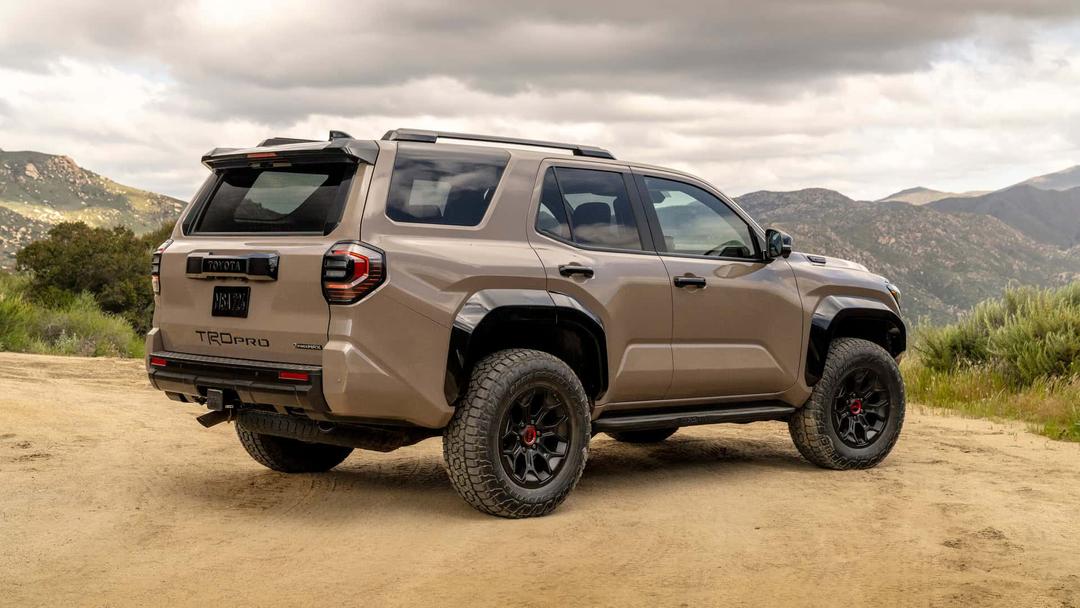 2025-toyota-4runner-trd-pro (9).jpg