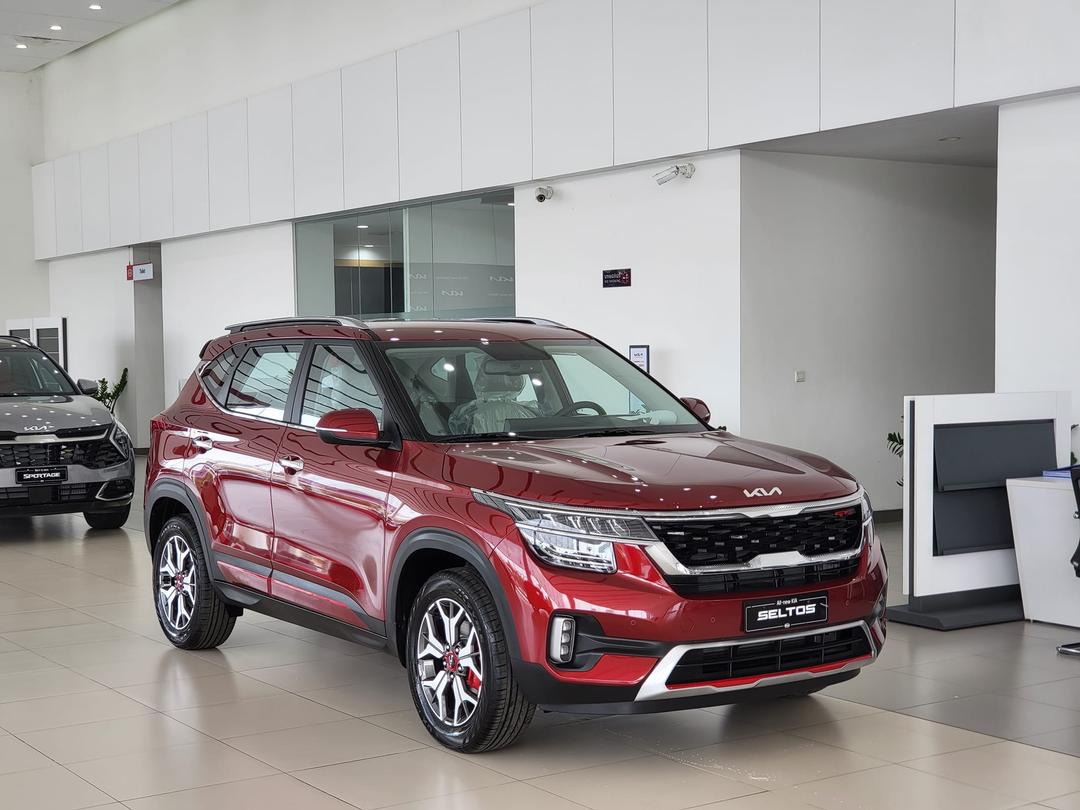 345447715_634779081891357_4944558901139057448_n (1).jpg