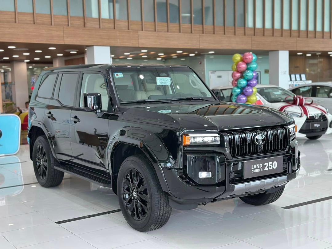 Land Cruiser Prado 250 ស៊េរីឆ្នាំ 2025