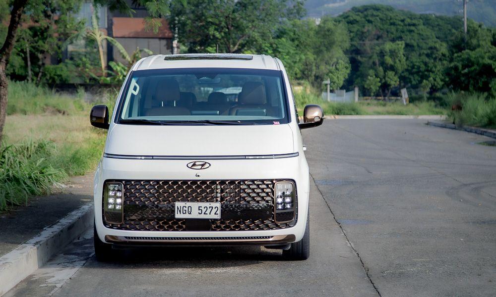 Hyundai-Staria-Premium-Amazing-in-every-way-30.jpg
