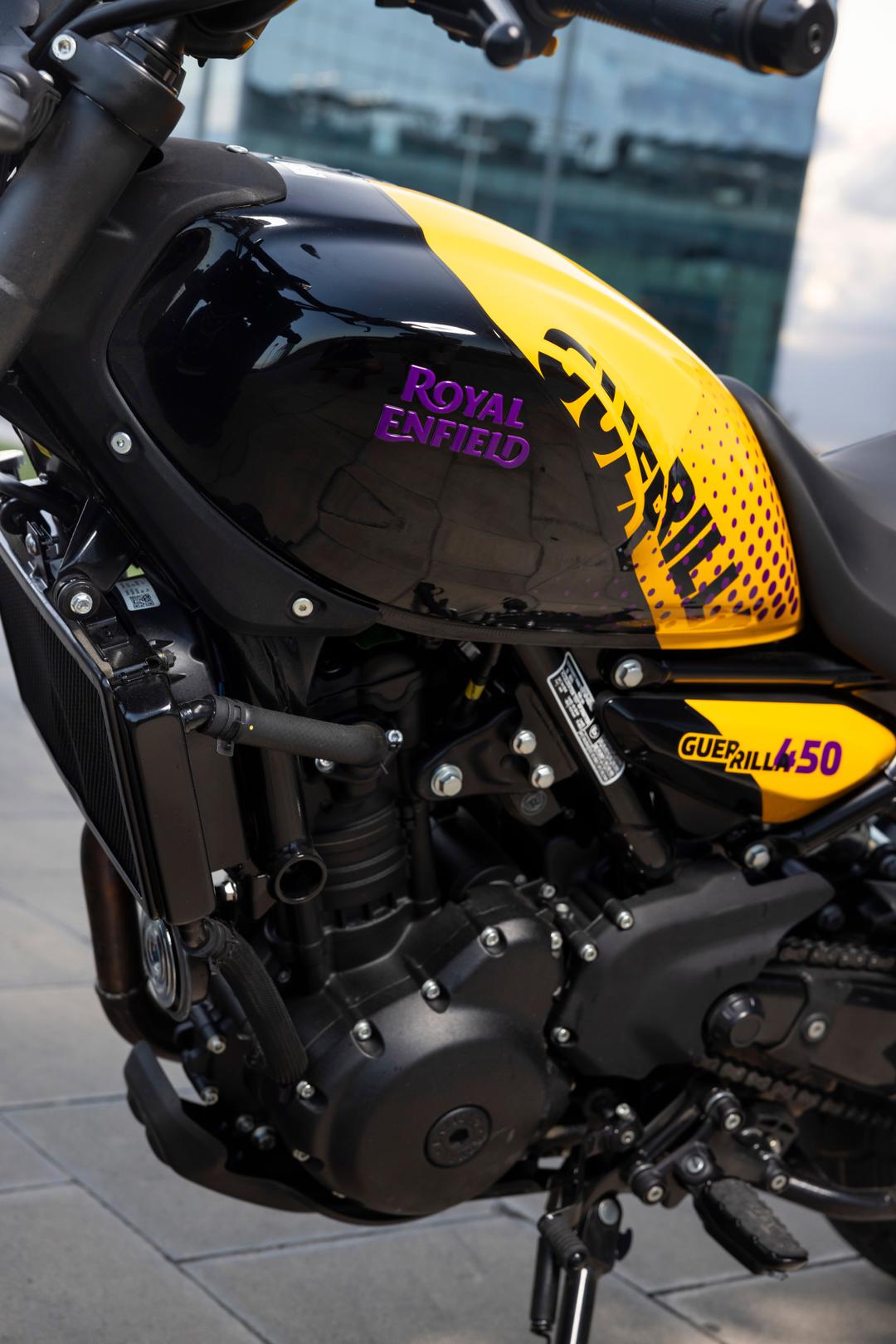 Royal Enfield Guerrilla 450_Fuel Tank and Engine.jpg