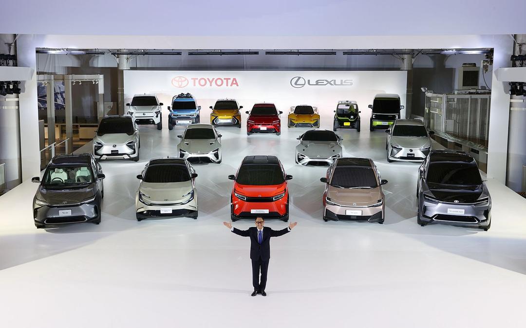 Toyota-BEV-line-up-01.jpg