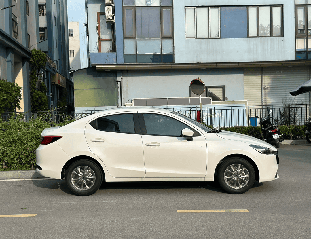 Mazda 2 2025 Option ធម្មតា