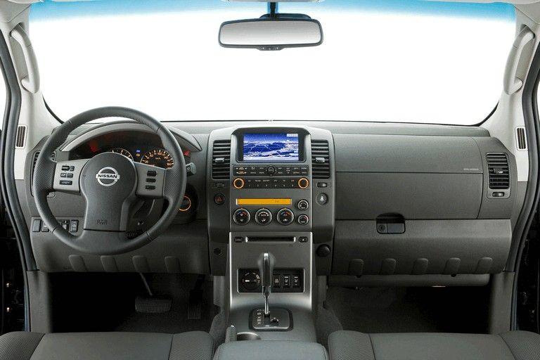 nissan-navara-2007-269853.jpg