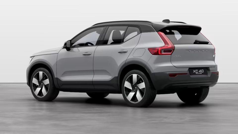 <i>2024 Volvo XC40 Recharge</i>