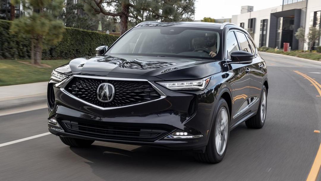 <i>Acura MDX</i>